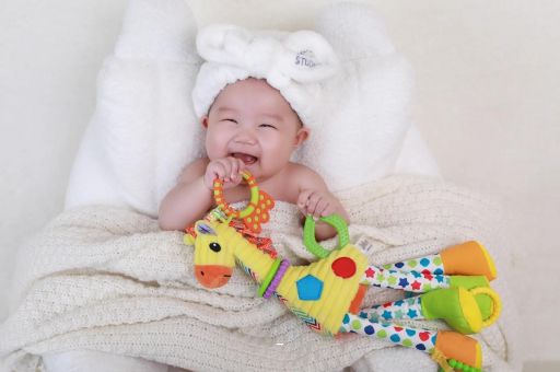 塔城4个月宝宝奶量