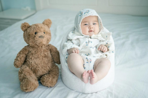 塔城宝宝睡觉张着嘴巴 塔城宝宝睡觉张着嘴巴